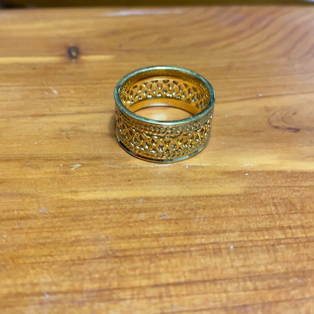 gold ring